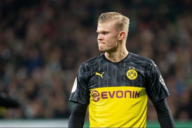 一名年轻而 一名年轻而