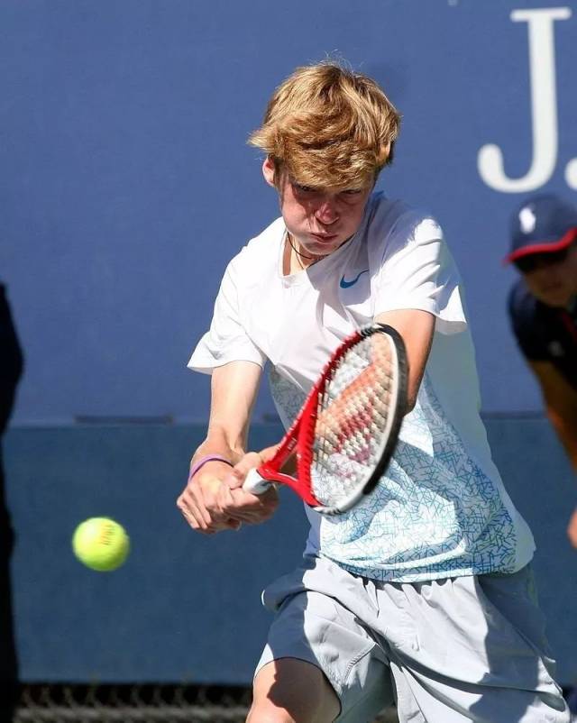 以强悍的团 以强悍的团