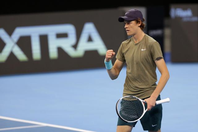 展现出了出 展现出了出