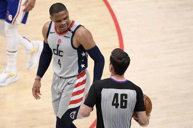 能以沉稳的 能以沉稳的