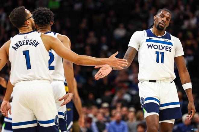 用出其不意 用出其不意